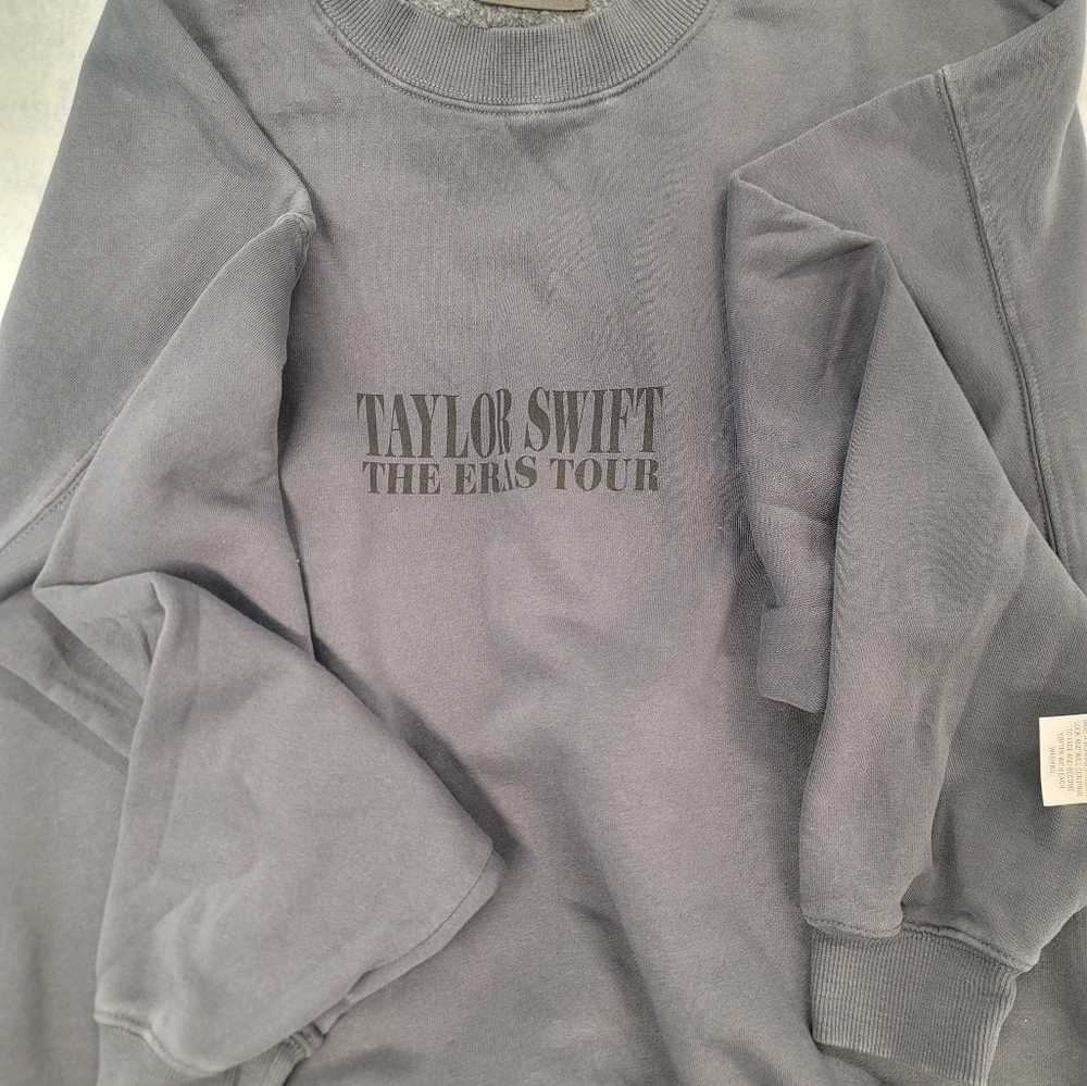 Taylor Swift Eras Tour Blue Crewneck Sweater/Sweatshirt